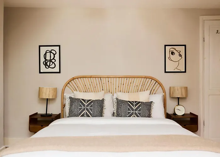 The Waterlow Park Wonder - Trendy 2Bdr With Study Room And Patio